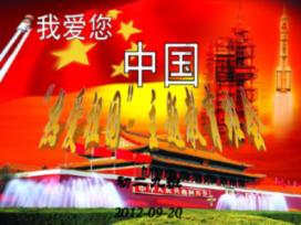 吃早餐的精致女孩